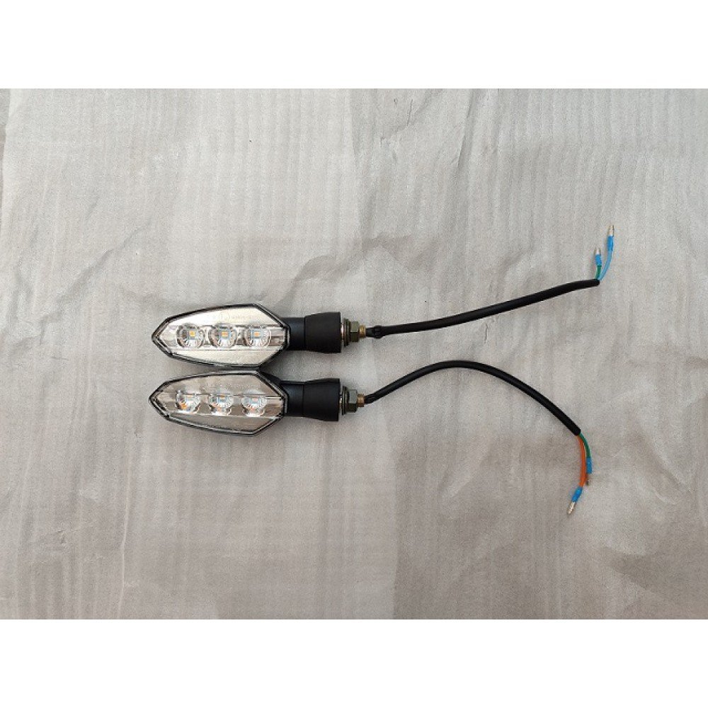 CR250 – 073
ÖN SİNYAL TAKIM_6998d4b7cf853.jpeg CR250 - 073
ÖN SİNYAL TAKIM - Görsel 1