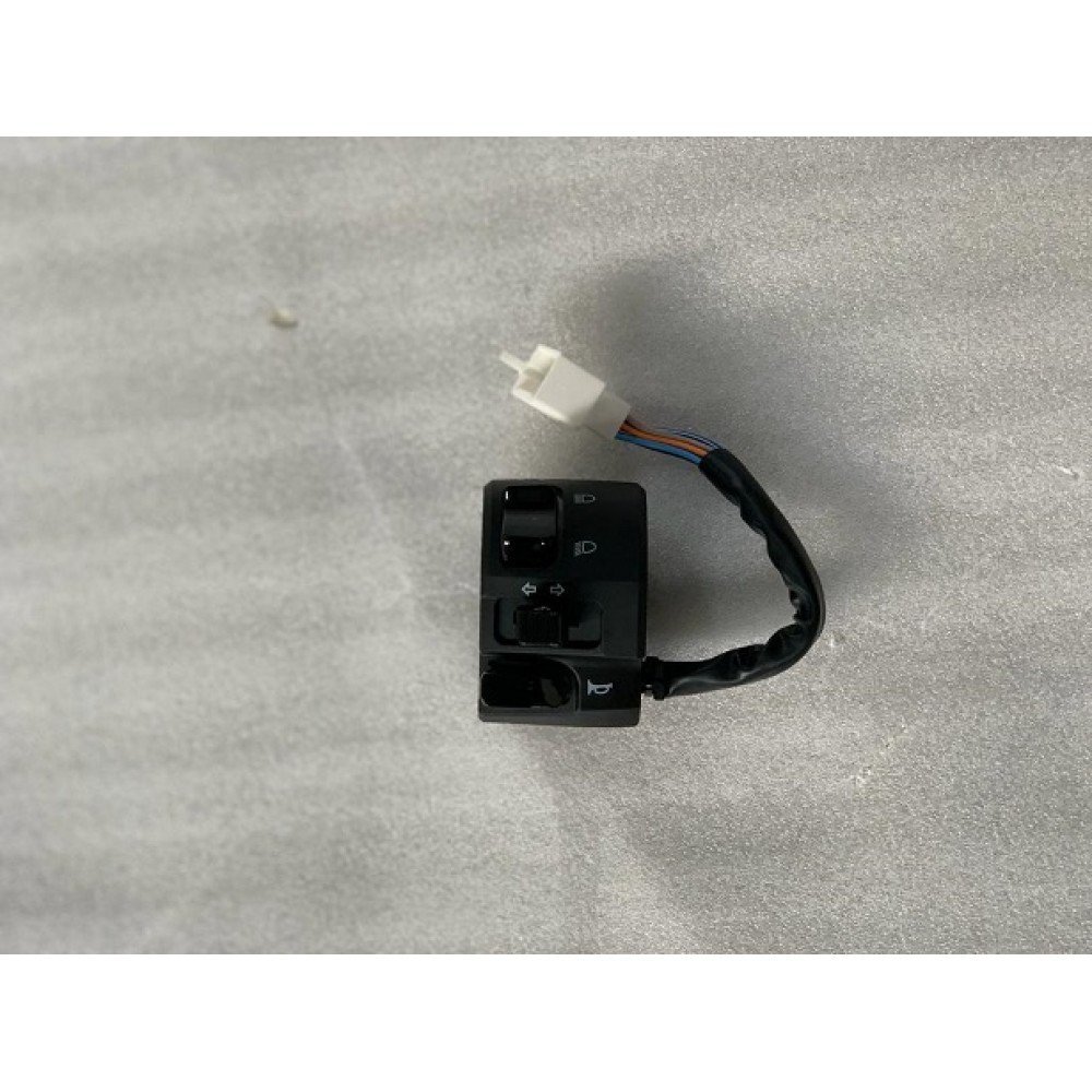 MAX PRO – 051
SAĞ KUMANDA PANELİ_699d7fe1a7b76.jpeg MAX PRO - 051
SAĞ KUMANDA PANELİ - Görsel 1